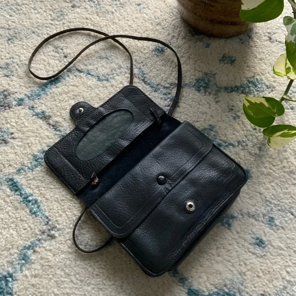 Mundi purses hot sale
